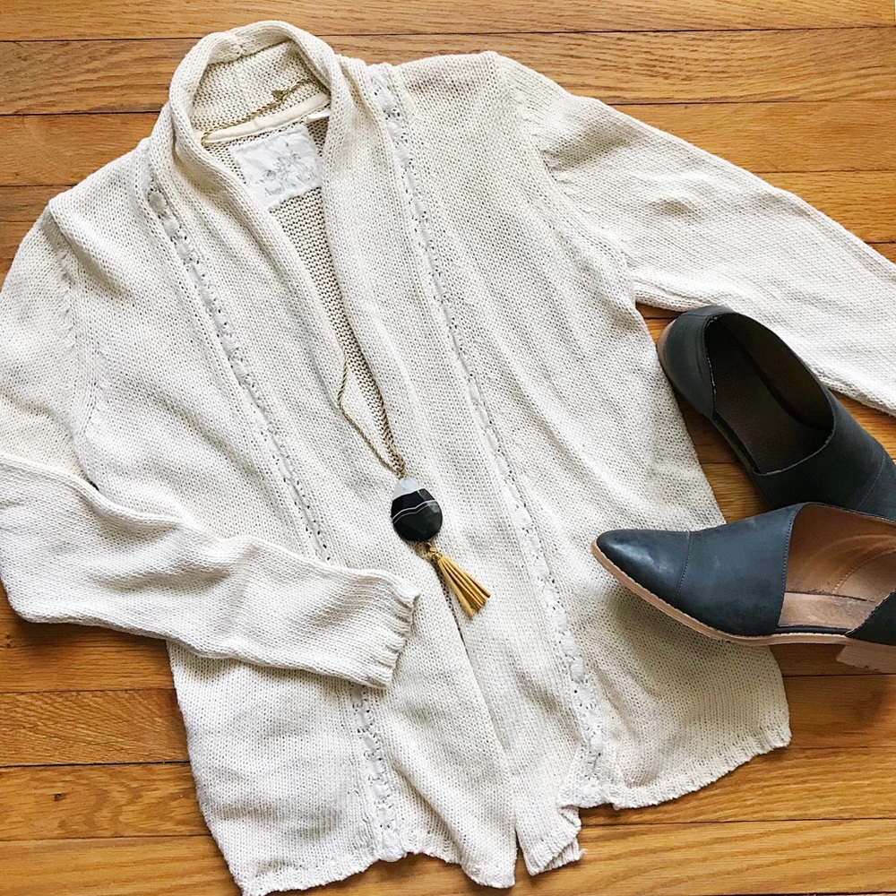 ANTHRO • angelic annabelle cardigan 😇 - Picture 1 of 5